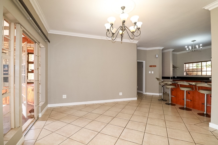 To Let 3 Bedroom Property for Rent in Flamwood North West